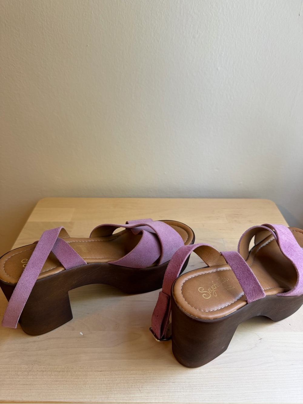 Seychelles Lilac Suede Platform Sandals with wooden heel - Picture 5 of 6
